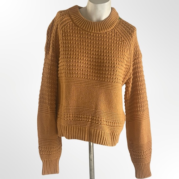 Universal Thread Sweaters - Cozy Knit Sweater in Warm Tan in Size S